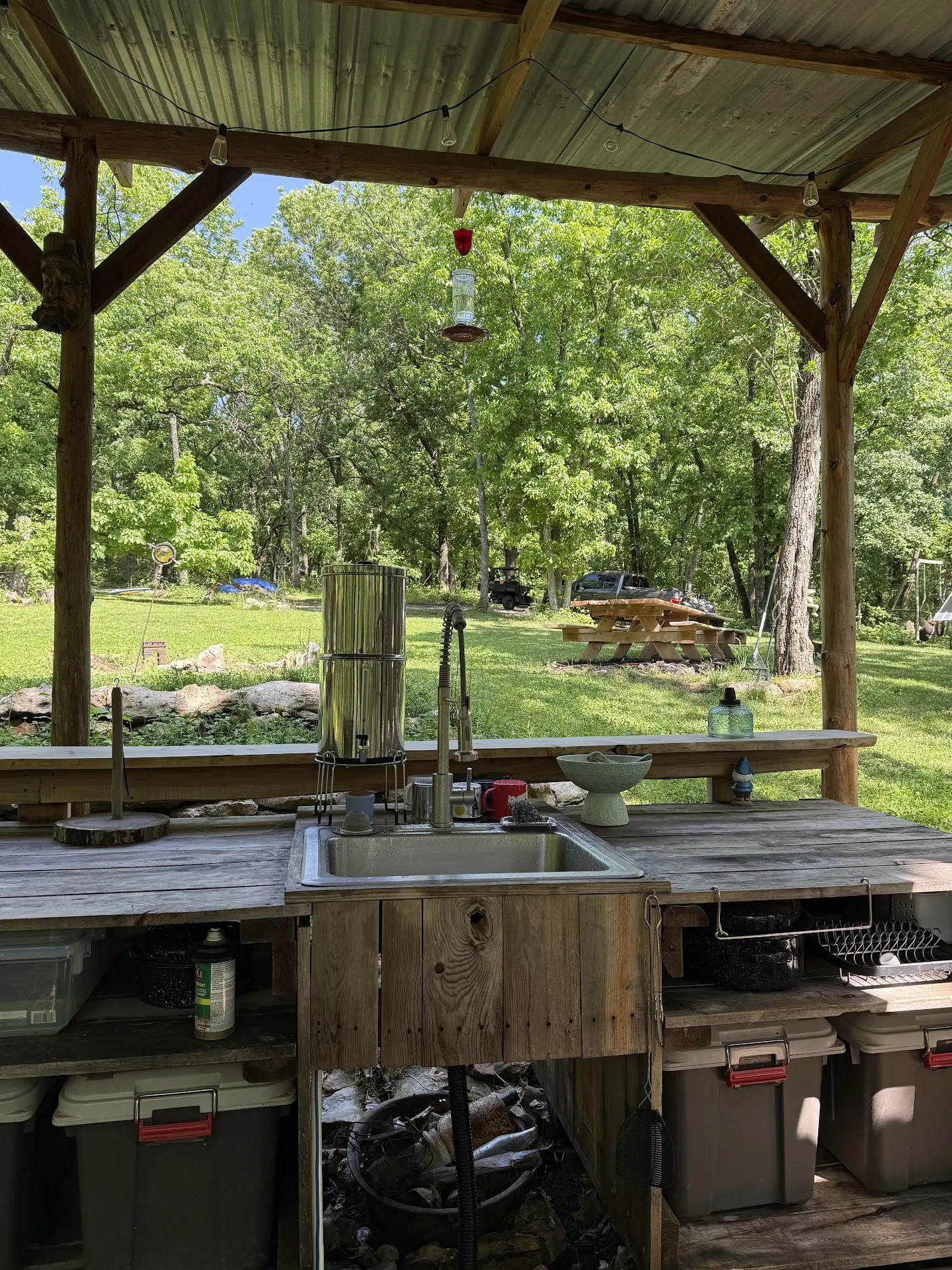 Outdoor cooking station and bar area